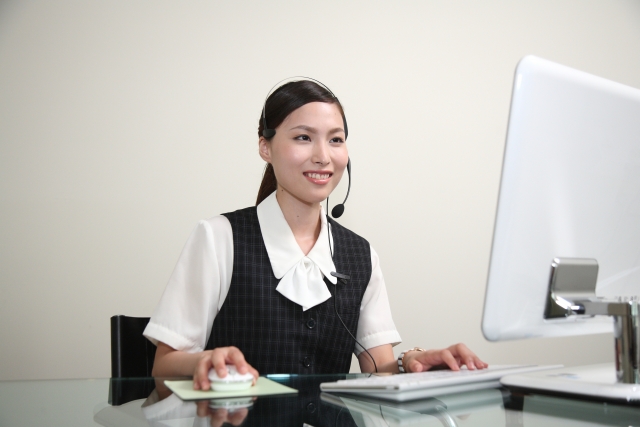 オペレーター,コールセンター,女性